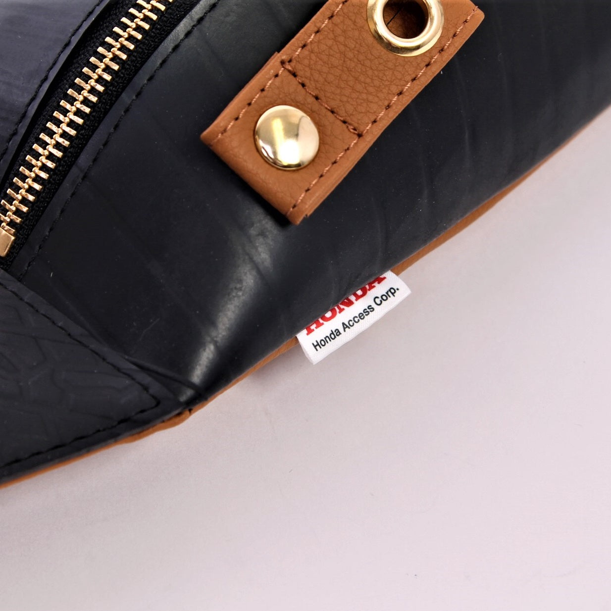 SEAL×Honda Access ボディバッグ-ブラウン-2057【アウトレット製品】