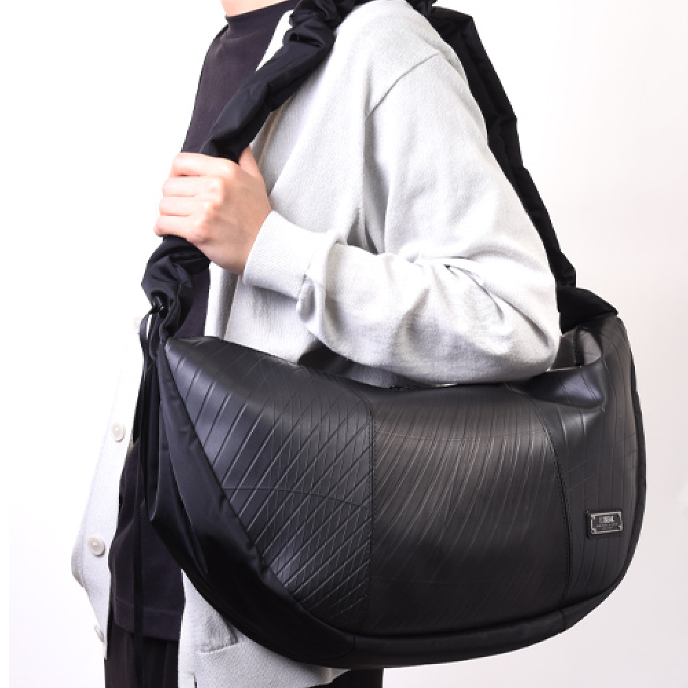 シャーリングショルダーバッグ -ブラック-1156【アウトレット製品】