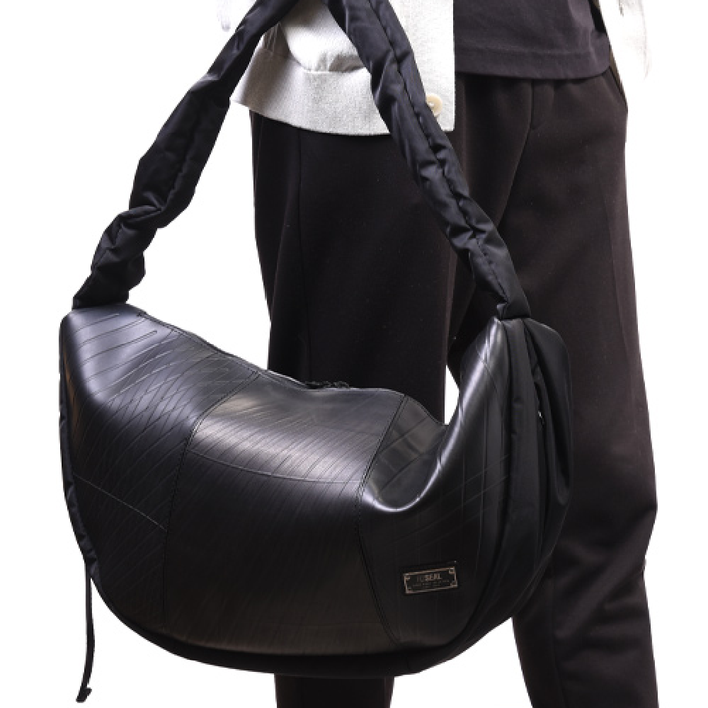 シャーリングショルダーバッグ -ブラック-1156【アウトレット製品】