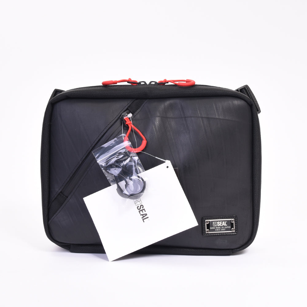 2025/11/14掲載　オーガナイザーショルダーバッグ MAX-R326【SEAL公式リユース】