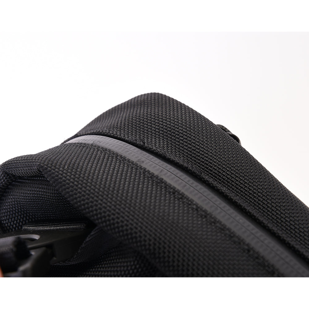 2025/10/31掲載　オーガナイザーレッグバッグ-R278【SEAL公式リユース】