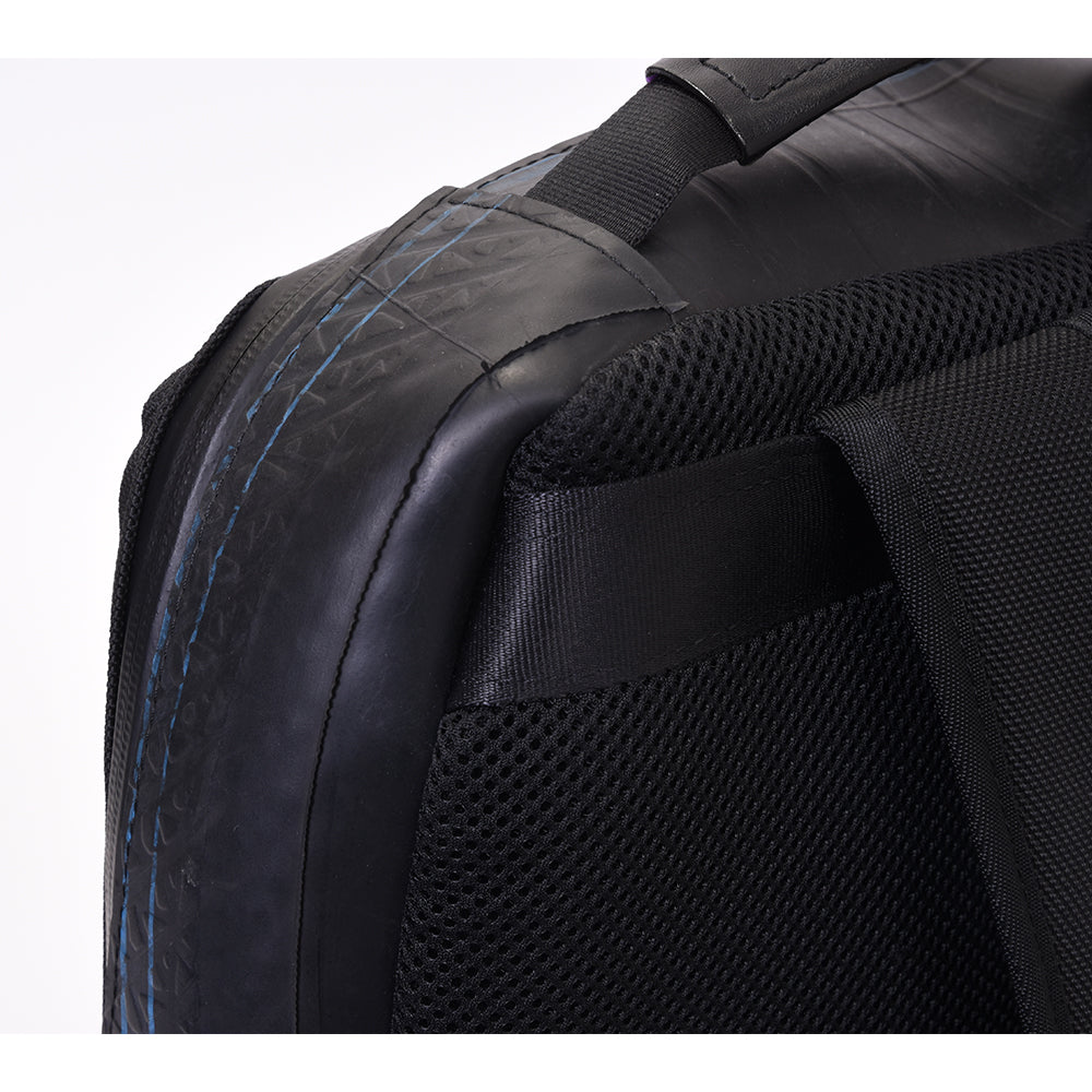 2025/10/31掲載　ビジネスリュック waterproof model-R282【SEAL公式リユース】