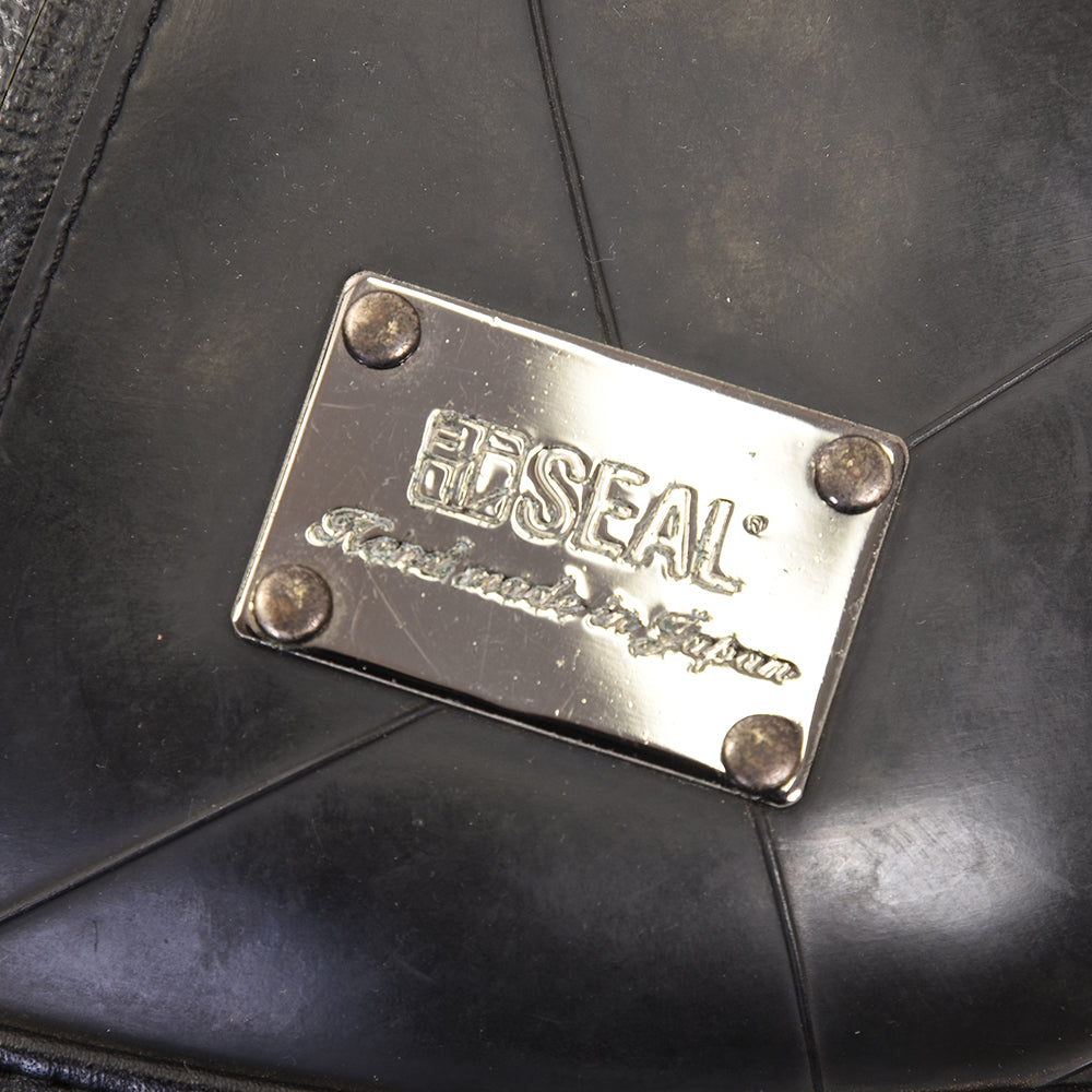 2025/11/21掲載　デザイナーズボディバッグ-R321【SEAL公式リユース】