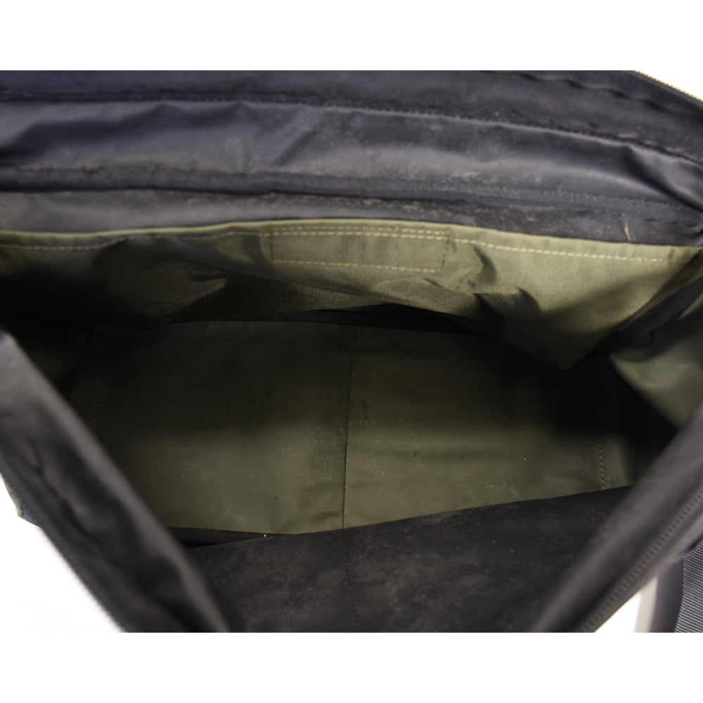 2025/11/21掲載　メッセンジャーバッグ-R342【SEAL公式リユース】