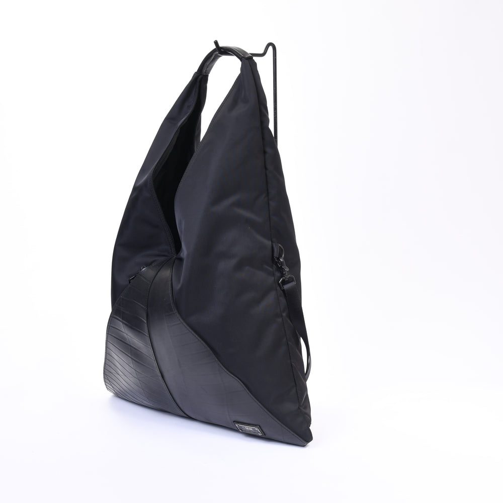 2026/5/15掲載　トライアングルトートBAG-R448【SEAL公式リユース】