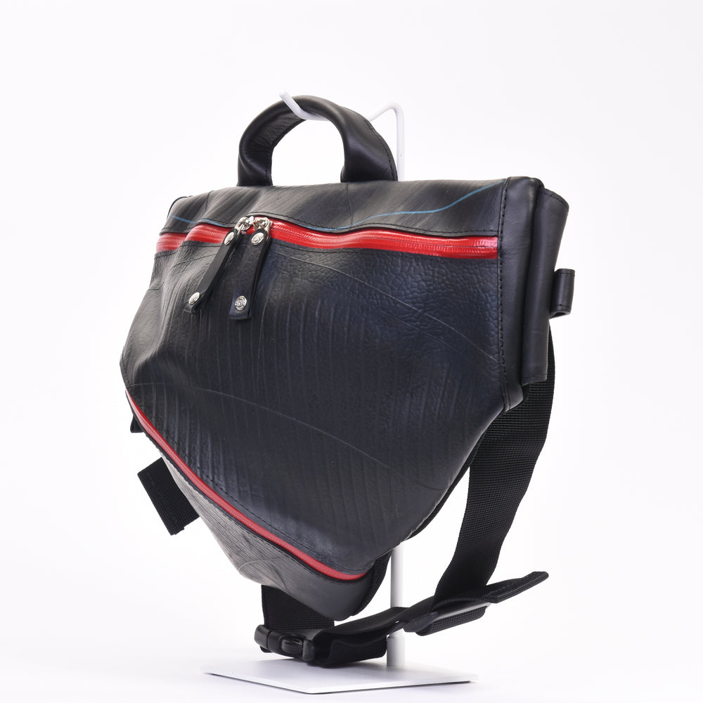 ワンショルダーバッグ TRIANGLE LARGE new model-2040【アウトレット製品】