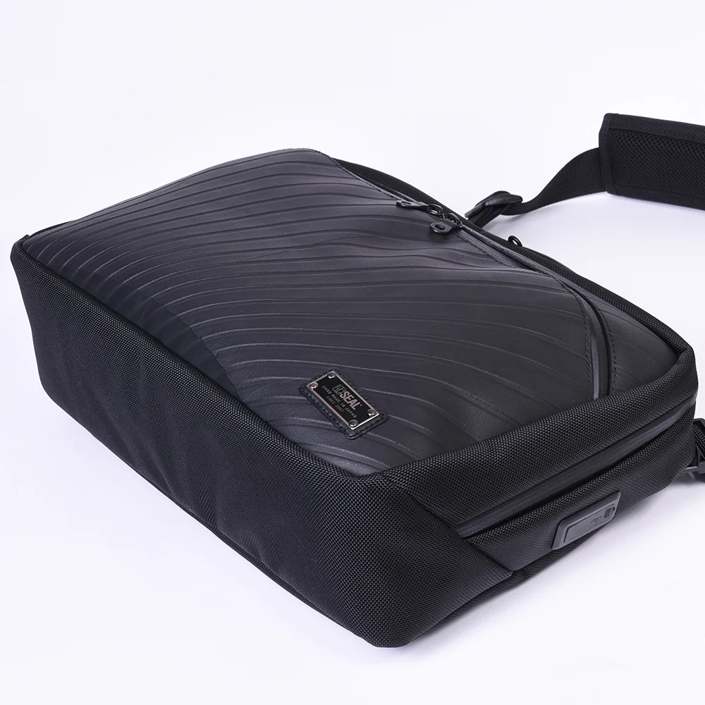 【予約販売】店舗限定/Multi-gear shoulder bag 数量限定生産【表参道限定モデル】