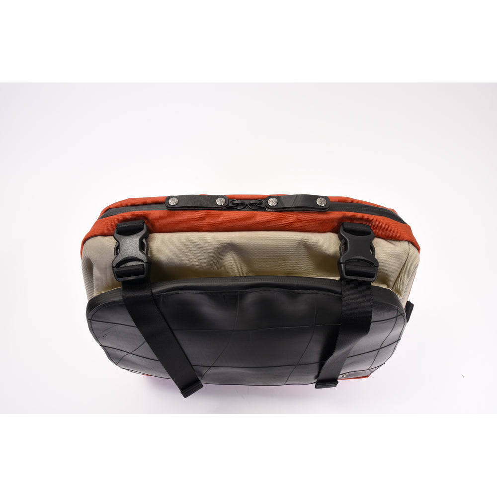 ショルダーバッグ エクスパンダブル-2013【アウトレット製品】