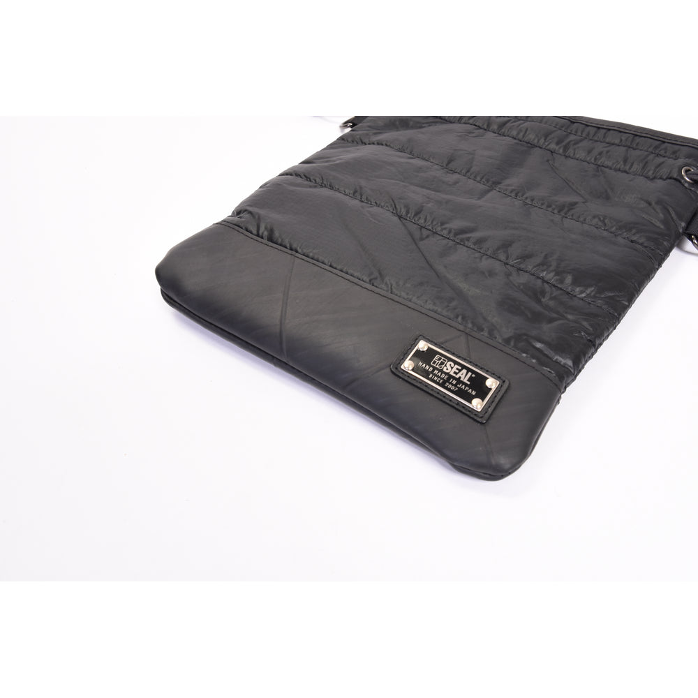 藤倉航装コラボ／巾着サコッシュバッグ AIR MODEL-2010【アウトレット製品】