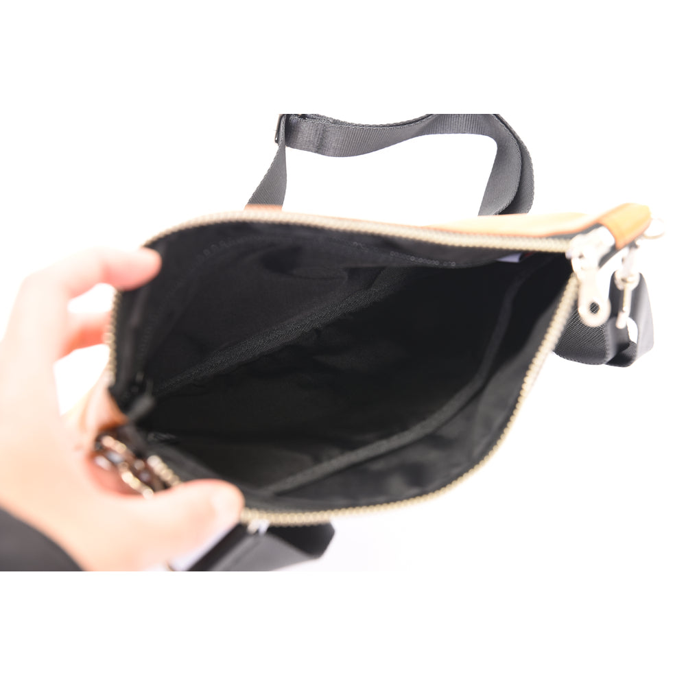 本革製リバーシブルミニサコッシュ-2007【アウトレット製品】