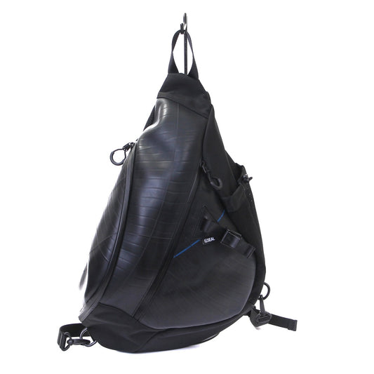 ワンショルダーバッグ TRIANGLE PRO-ブラック-1170【アウトレット製品】