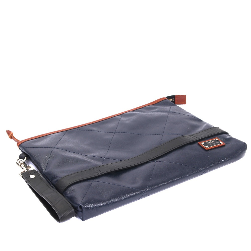 キルティングクラッチバッグ-ネイビー-1180【アウトレット製品】