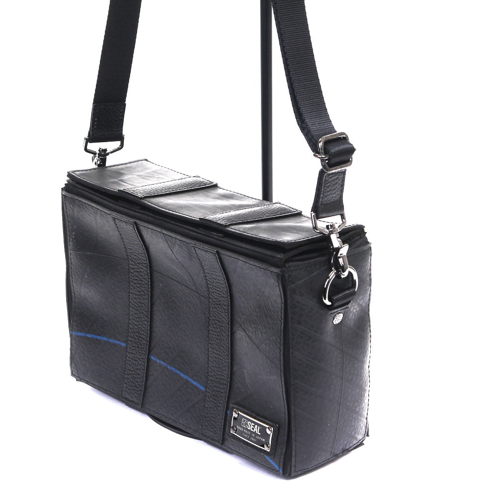 サンプル製品-スクエアショルダーバッグ-2056【アウトレット製品】