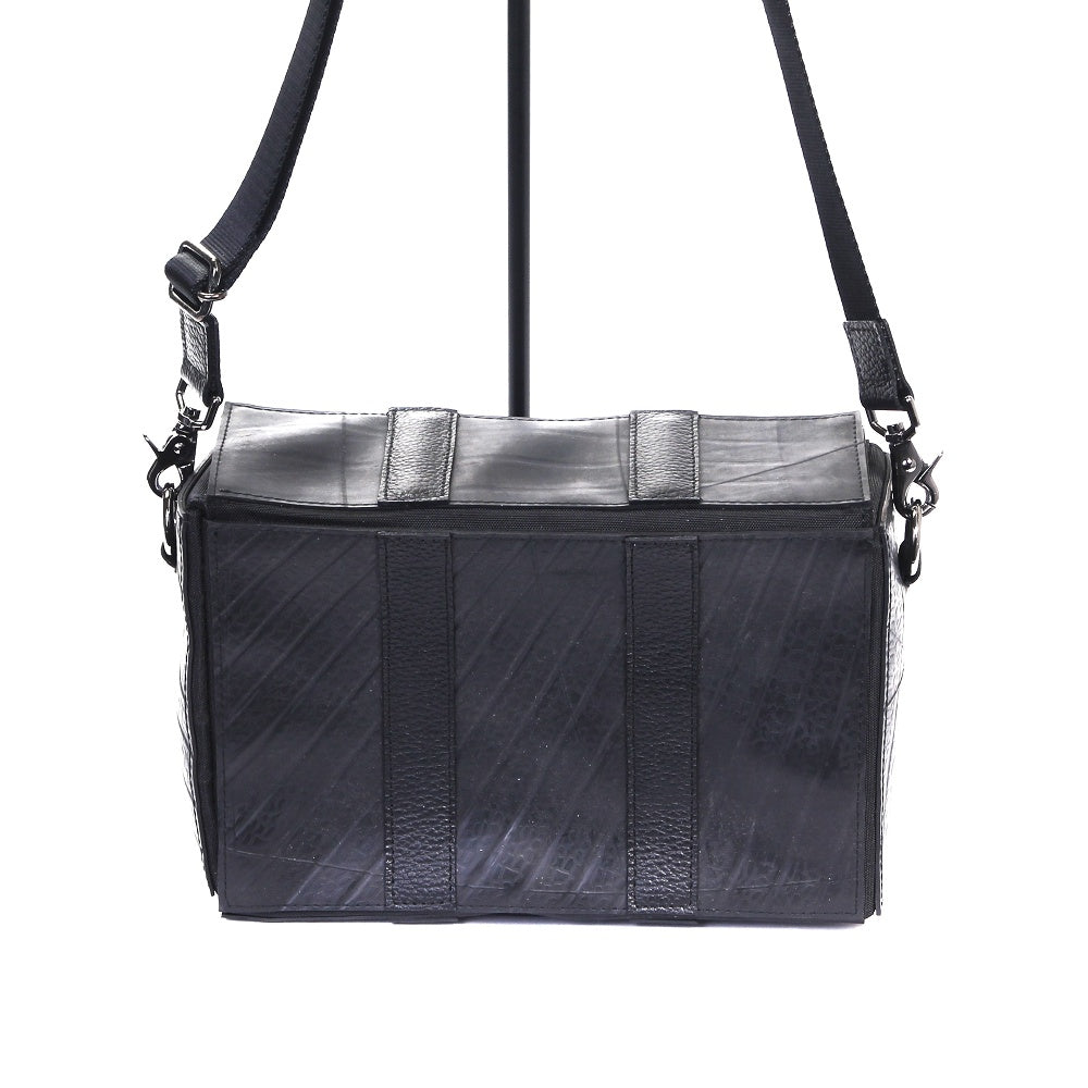 サンプル製品-スクエアショルダーバッグ-2056【アウトレット製品】