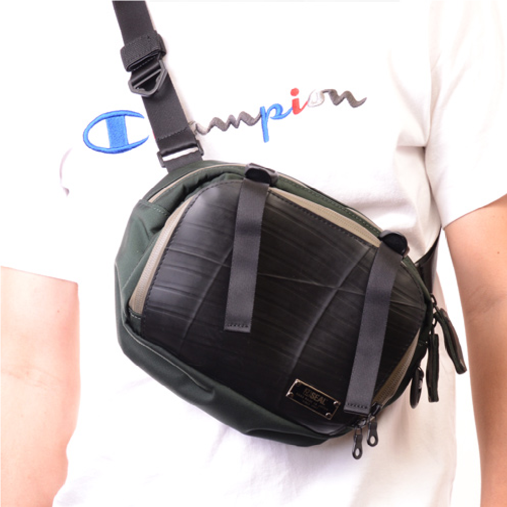 ファニーパック エクスパンダブル-レッド-1190【アウトレット製品】