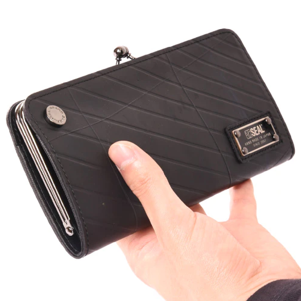 キスロックロングウォレット-ブラック-2134【アウトレット製品】