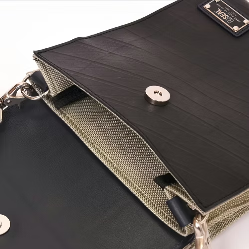 キスロックスクエアショルダーバッグ-2073【アウトレット製品】