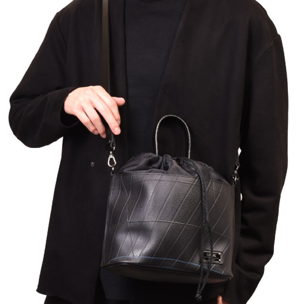 巾着バケットショルダーバッグ-ブラック-2060【アウトレット製品】