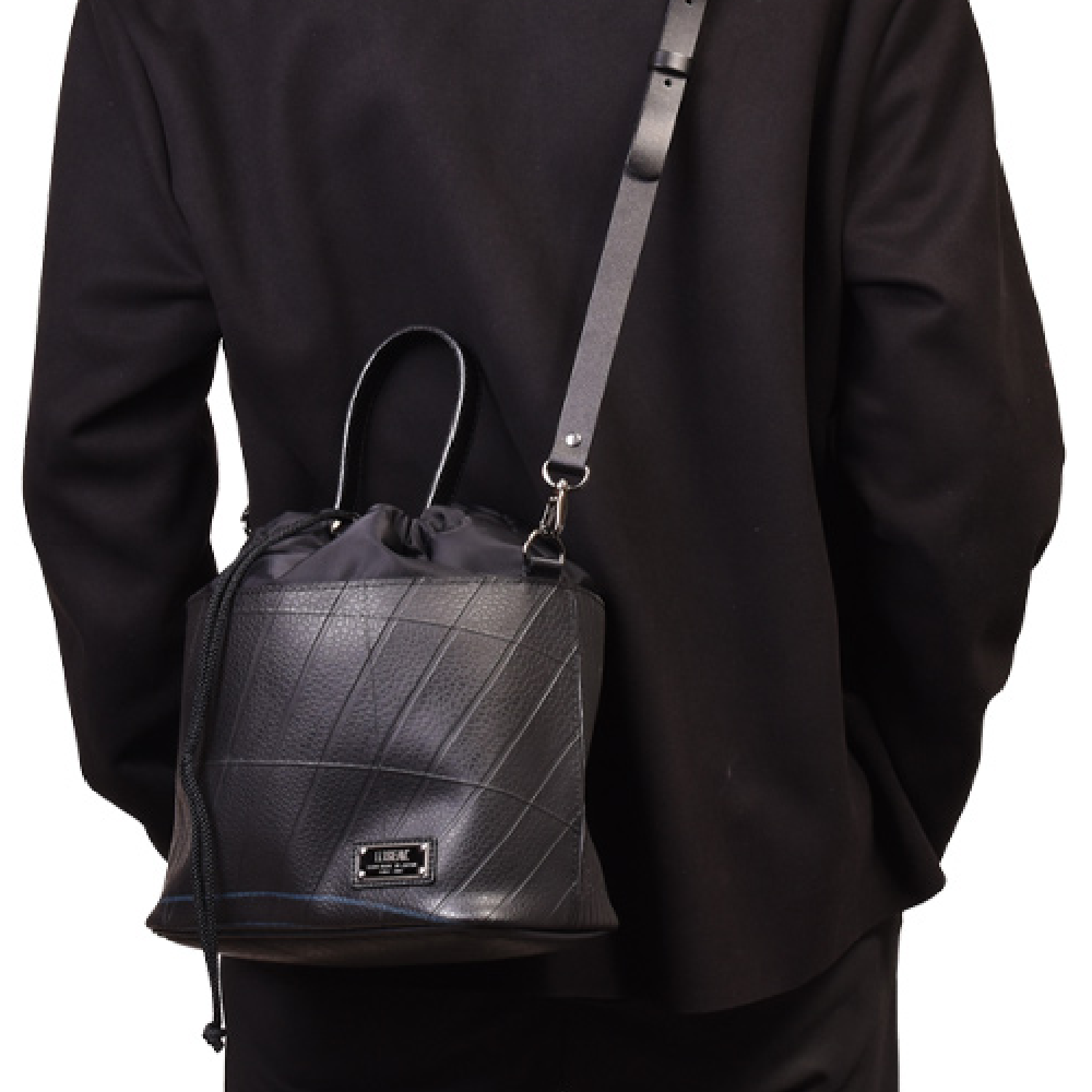 巾着バケットショルダーバッグ-ブラック-2060【アウトレット製品】