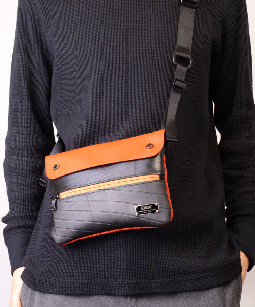 トラベルサコッシュウォレット-2016【アウトレット製品】