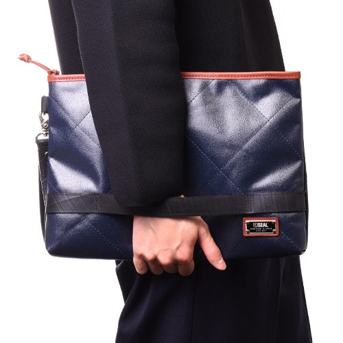 キルティングクラッチバッグ-ネイビー-1180【アウトレット製品】